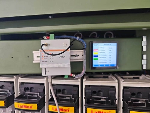 Acrel high-density multi-circuit monitoring system installed inside a low-voltage utility feeder pillar.