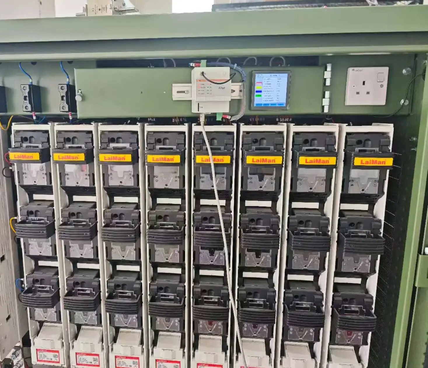 How Remote Power Monitoring Improves Feeder Pillar Power Distribution Visibility